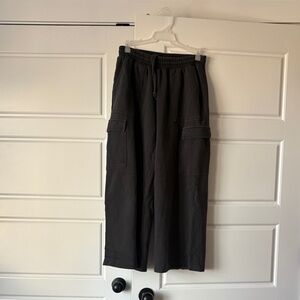 Old Navy Women's Dark Gray Cargo Joggers